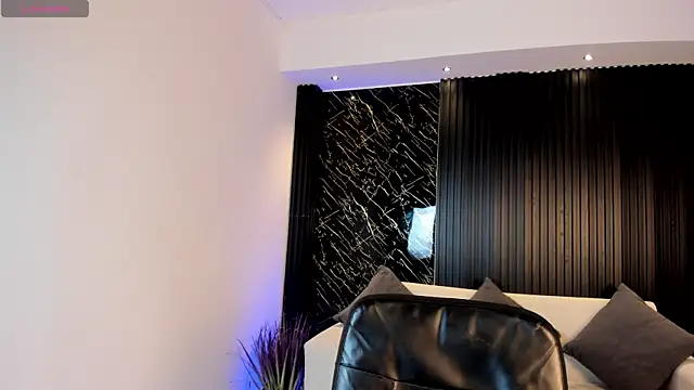 Alicee_Broownn's Live XXX Chat