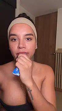 Tokio_Tokio Live XXX-chat