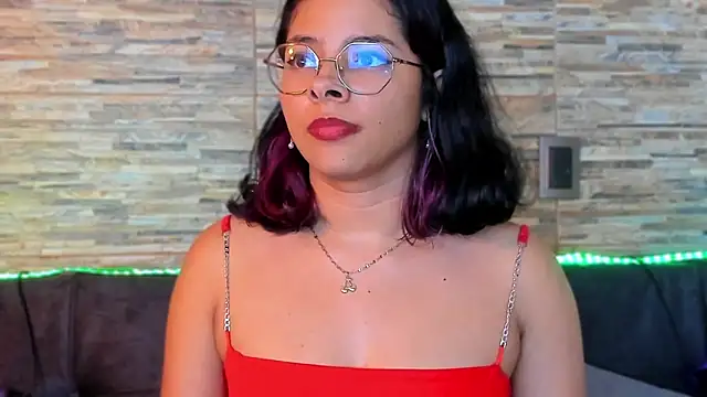 Chatroom XXX en direct de nath_redrex