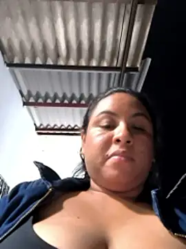 Francesca_ferrari লাইভ XXX চ্যাট