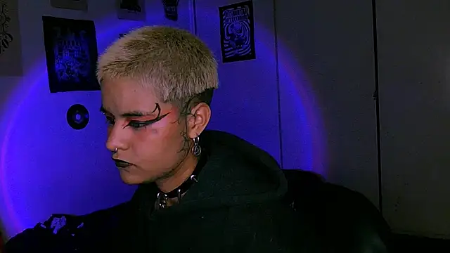 alex_one888's Live XXX Chat