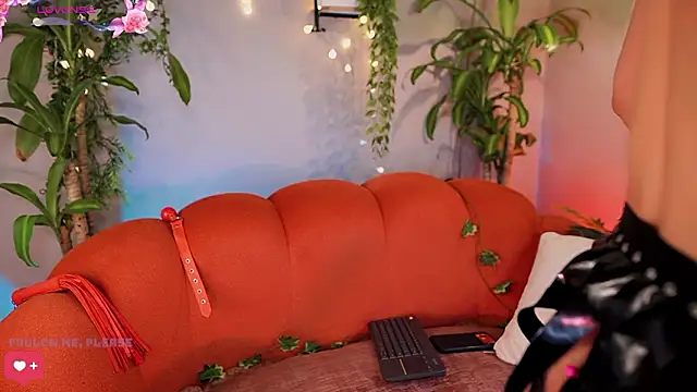 XXX chat uživo modela PRINCE_STEV