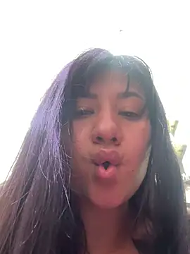 Chat +18 de kim_monti ao vivo