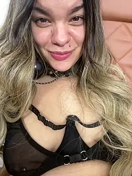 Zyrella Live XXX-chat