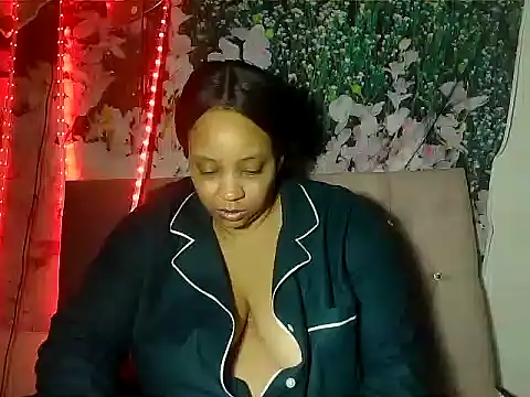 Fetishjoiqueen 现场XXX聊天