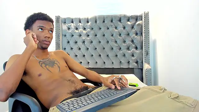 Show de nero_reyd na webcam