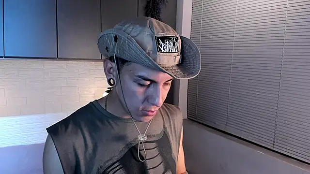 Juanse_Colling Live XXX-chat