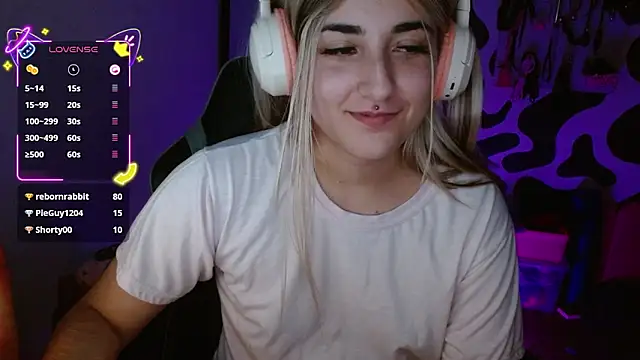 hi_elora 现场XXX聊天