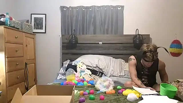 spazz247: διαδικτυακό σόου στην κάμερα