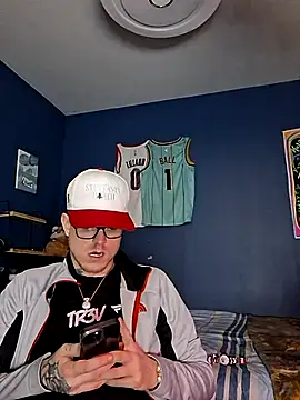 traejddd webkamerás műsora