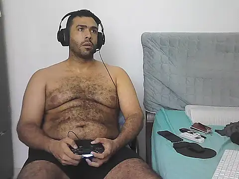 Pertunjukan Kamera Web AlphaLatinoBear