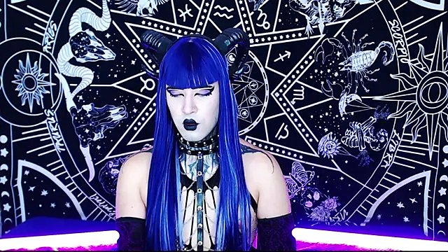 naomi_satan's Webcam Show