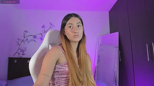 XXX chat uživo modela kittyrush_
