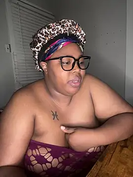 XXX chat uživo modela Chocolatebunnyxx96