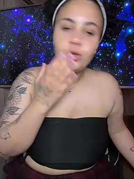 Chatroom XXX en direct de BabyChanntal