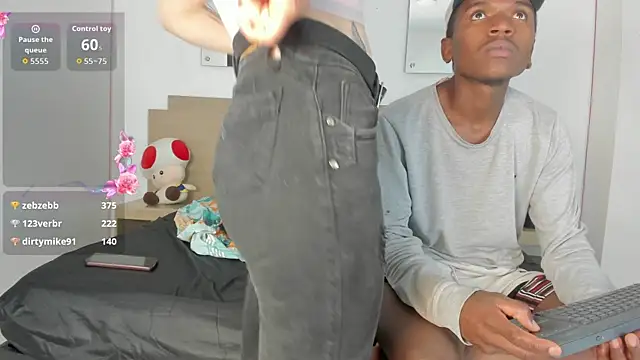 Ebony_N_Blonde's Live XXX Chat