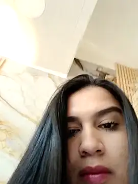 Zoe_Oxford Adlı Modelin Canlı XXX Sohbeti