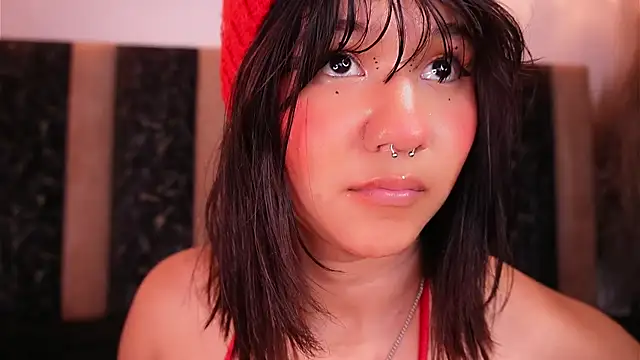 دردشة Ivi_Aiko الجنسية المباشرة