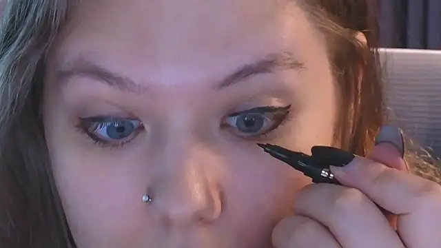 DjennaPalme's Live XXX Chat