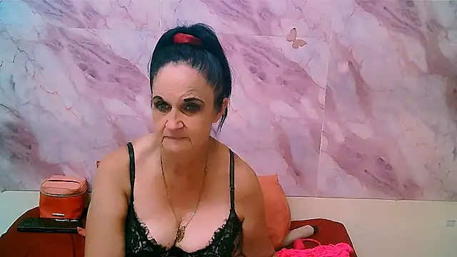 Czat XXX na żywo – LuciousGrace