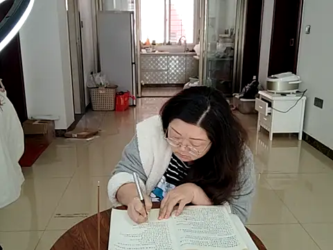 Živý XXX chat AngelwithEcup