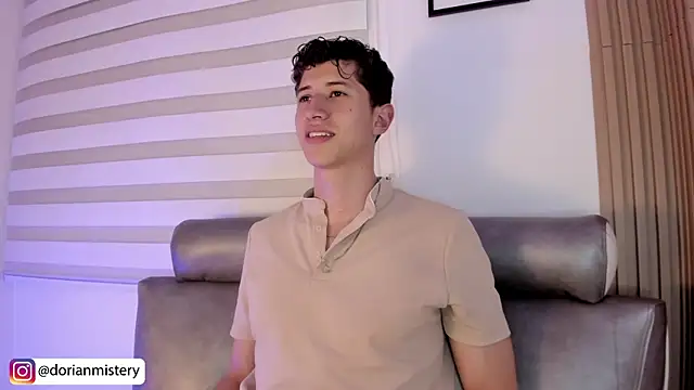 Dorianmistery2322_ Show Webcam