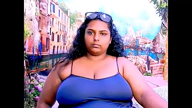 Indianfairy99 Adlı Modelin Canlı XXX Sohbeti