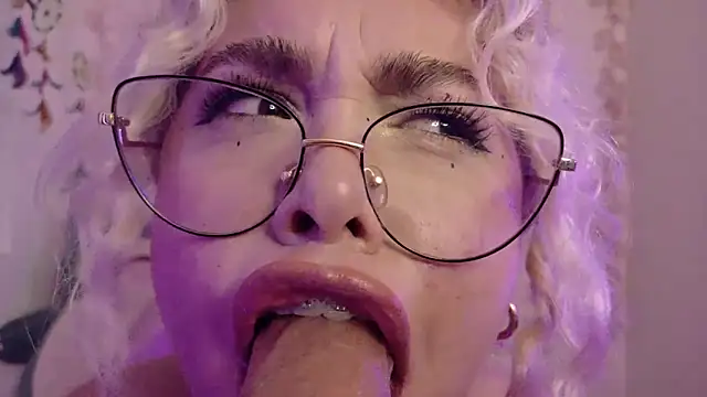 Chat XXX ao vivo de Haelycute