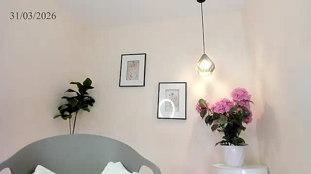 Krissi_latore Live XXX-Chat