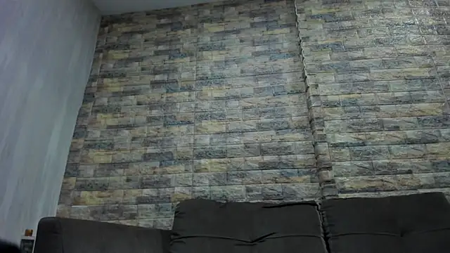 Brizza_H033: απευθείας συνομιλία ΧΧΧ