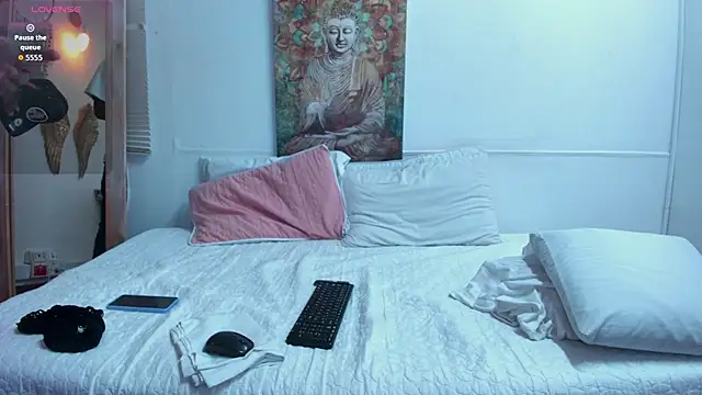 BoobiesyDickie Adlı Modelin Canlı XXX Sohbeti