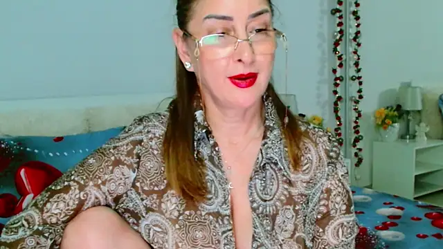 Tyana40 Live XXX Chat