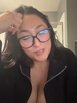 Czat XXX na żywo – Goddessxxrosexx