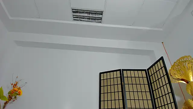 MiaNoirr 现场XXX聊天