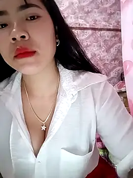 Girlsexxy-excitef 现场XXX聊天