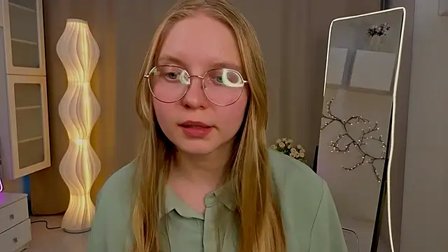 AlicaCohill Chat XXX in diretta