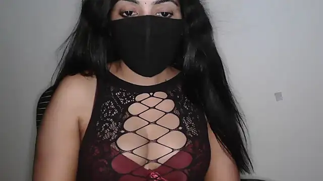 Chat +18 de Reddy_Trisha ao vivo