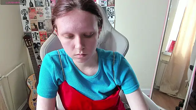 NikolFlostt Adlı Modelin Canlı XXX Sohbeti