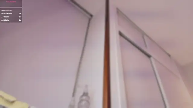 Živý XXX chat Jade-Naughty