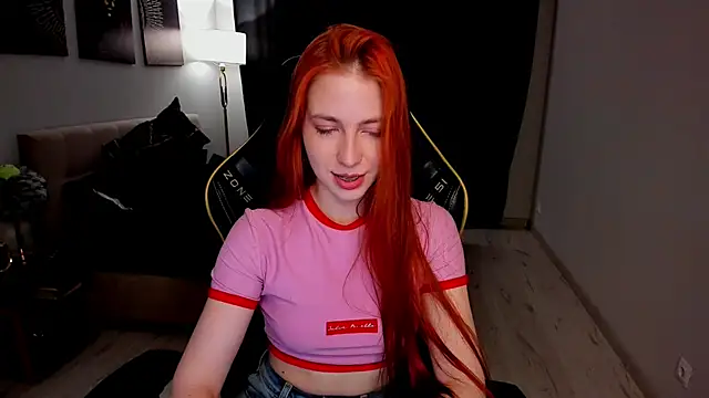 _FireInMySoul_ Adlı Modelin Canlı XXX Sohbeti