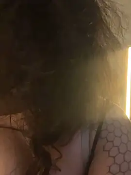 دردشة holyeroticss الجنسية المباشرة