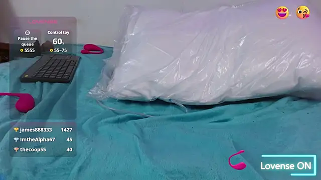 แชท XXX สดของ hellenngp