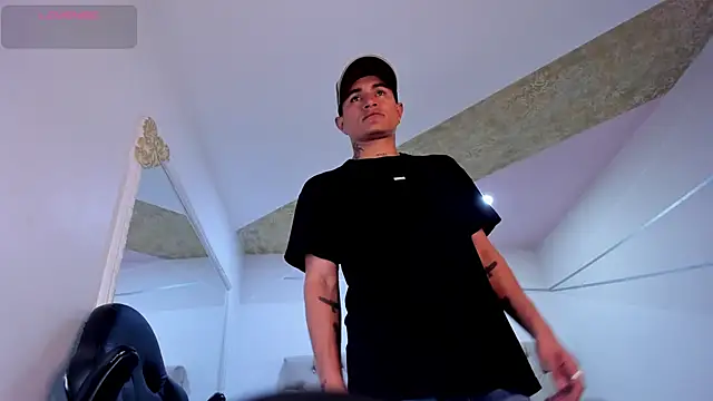 Chat XXX ao vivo de LiamDeep