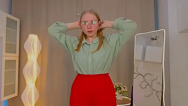 AlicaCohill Chat XXX in diretta