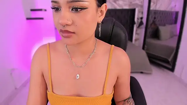 Czat XXX na żywo – renee_shelby_