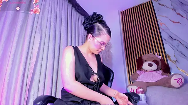 alejagarcia_'s Live XXX Chat