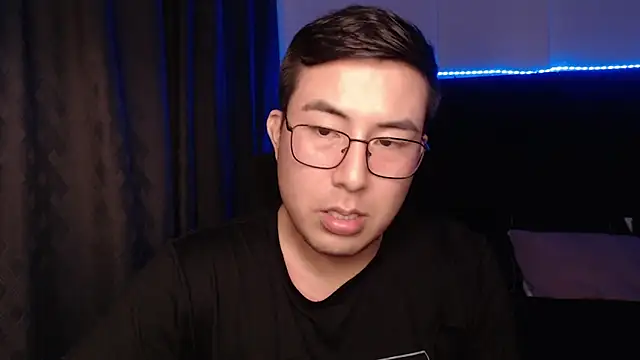 andrewmhilton_n Live XXX chat