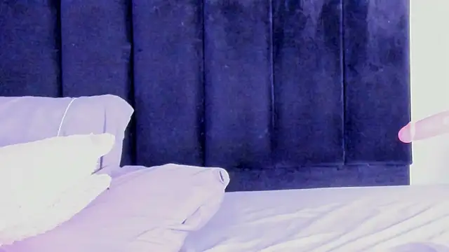 Amaranoir-'s Live XXX Chat