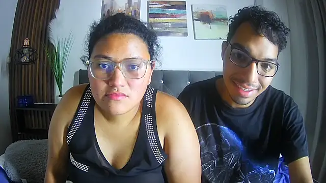 Show Webcam de naughtycouplex_