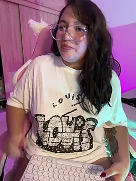 Angeldusttt: απευθείας συνομιλία ΧΧΧ